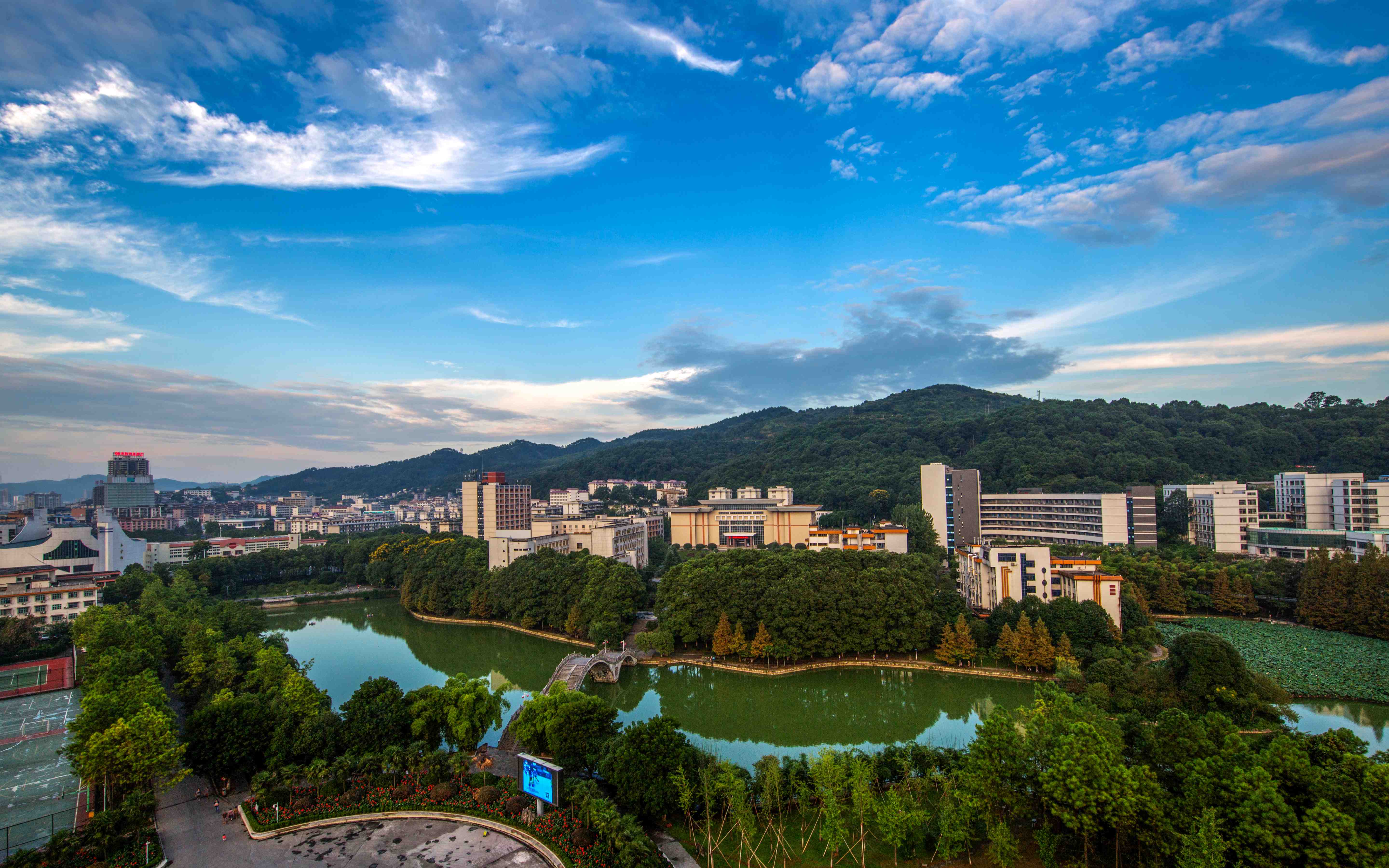 AWC万象城娱乐全景图.JPG
